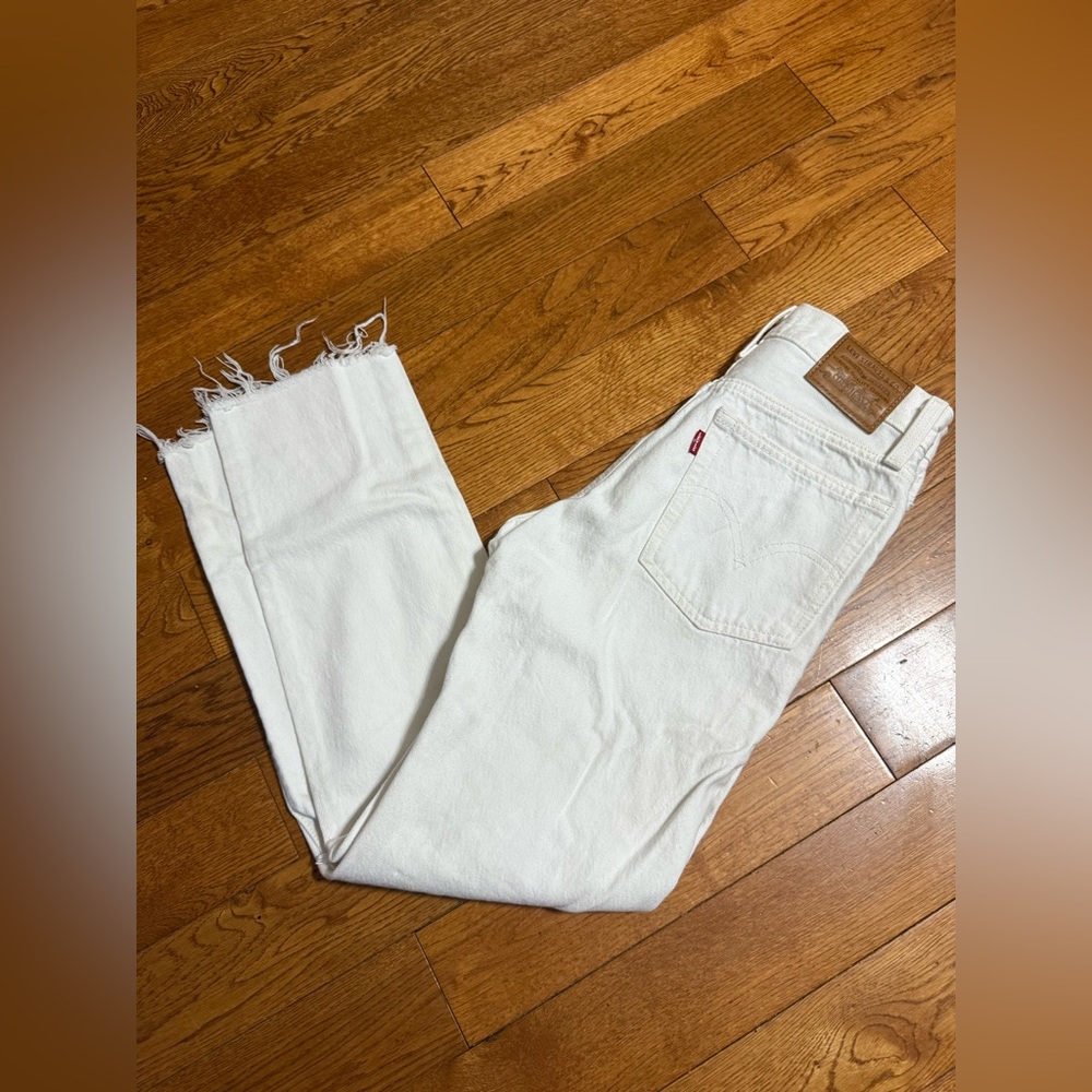 Levi's White Frayed Hem Jeans